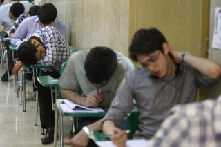 امتحانات خرداد مدارس به اردیبهشت ماه افتاد