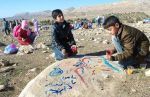 نقاشی دانش آموزان بر تخته سنگها