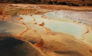 چشمه های آب معدنی باداب سورت اروست - استان مازندران